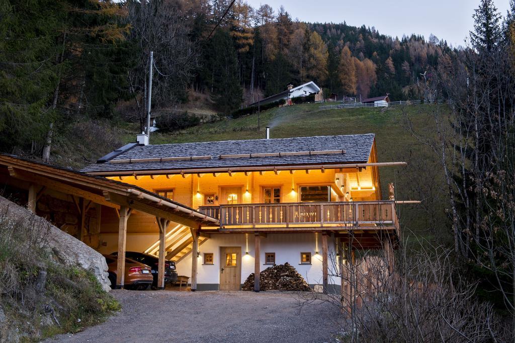 Wuidererhuettn, Charlet In Alleinlage Mit Freistehendem Saunahaus Großkirchheim 外观 照片